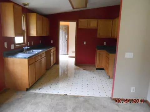 2198 E Beard Rd, Perry, MI 48872 photo 4