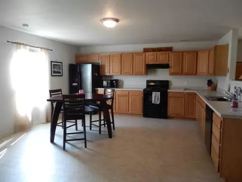 7623 Taragreen Dr, Lansing, MI 48917 photo 5