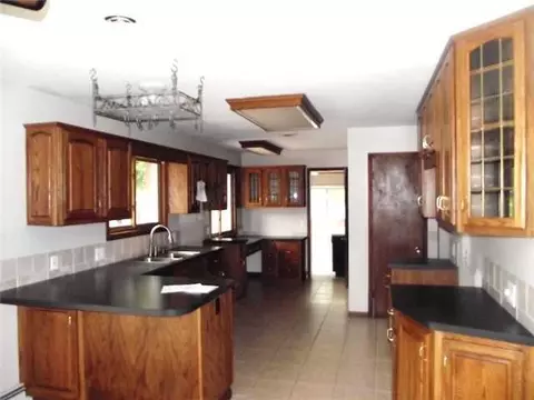 464 Creyts Rd, Dimondale, MI 48821 photo 5