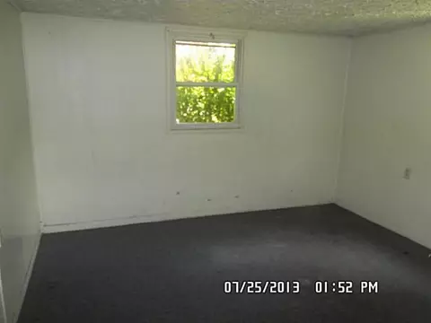 2402 Greenbelt Dr, Lansing, MI 48911 photo 5
