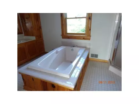 9760 S Bauer, Dewitt, MI 48820 photo 3