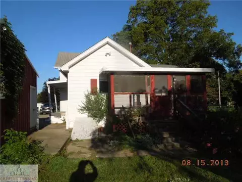 7685 Bancroft Rd, Bancroft, MI 48414 photo 2
