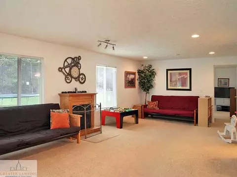 13818 Harvest Ln, Bath, MI 48808 photo 16
