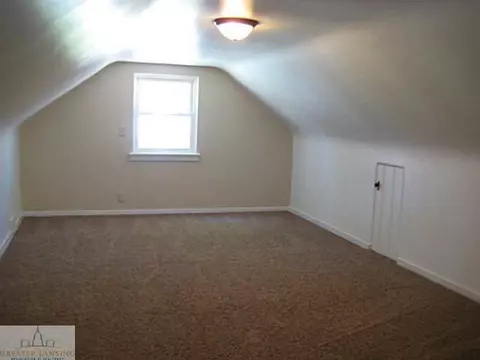 1811 Alpha St, Lansing, MI 48910 photo 13