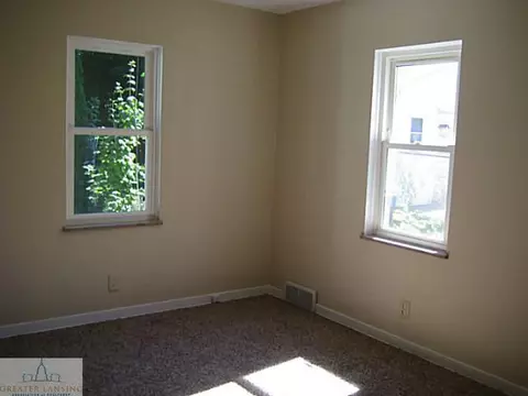 1811 Alpha St, Lansing, MI 48910 photo 10