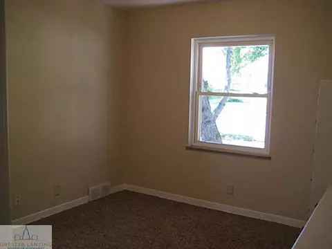 1811 Alpha St, Lansing, MI 48910 photo 6