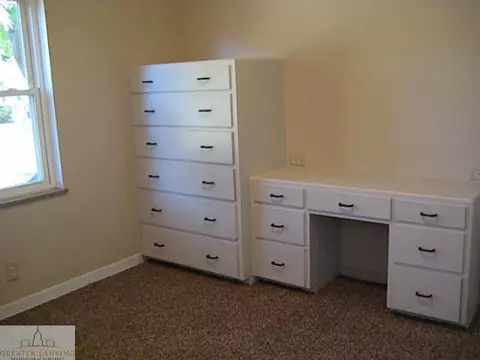 1811 Alpha St, Lansing, MI 48910 photo 7