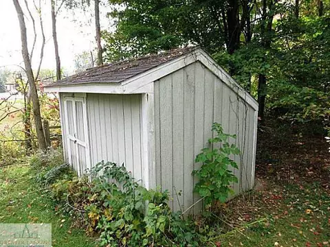 333 Maple, Dimondale, MI 48821 photo 17