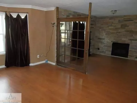 10237 Corcoran, Haslett, MI 48840 photo 19