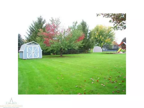 12436 Burlingame Dr, Dewitt, MI 48820 photo 20
