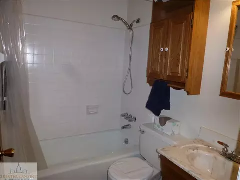 1124 Bennington Dr, Lansing, MI 48917 photo 7