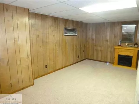 1124 Bennington Dr, Lansing, MI 48917 photo 13