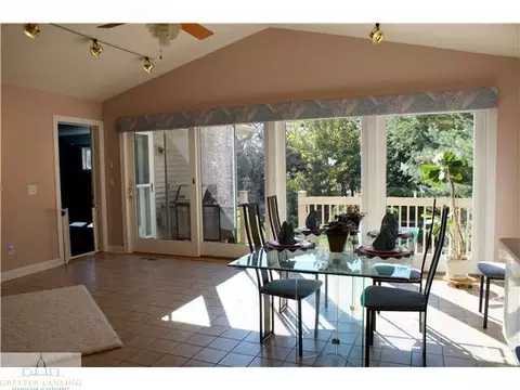 603 Dartmouth, Dewitt, MI 48820 photo 9