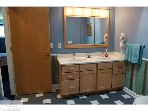603 Dartmouth, Dewitt, MI 48820 photo 13