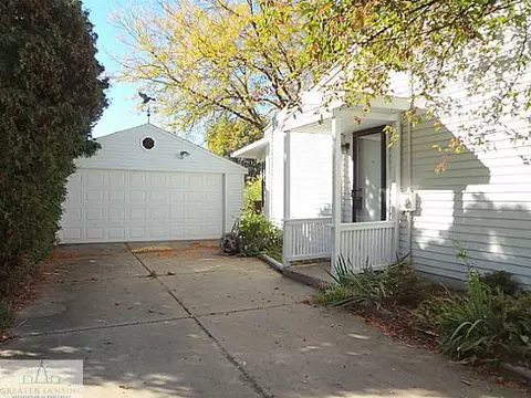 604 S Dibble, Lansing, MI 48917 photo 2