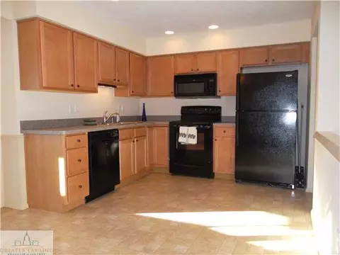 604 S Dibble, Lansing, MI 48917 photo 4