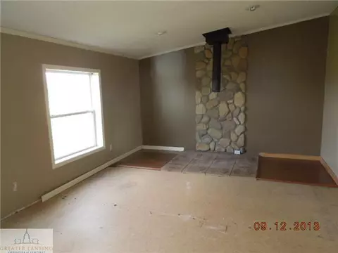 5439 Howell Rd, Webberville, MI 48892 photo 6