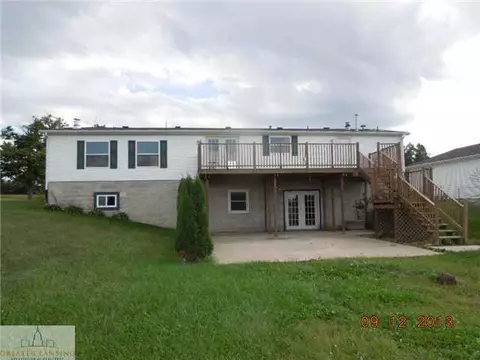 5439 Howell Rd, Webberville, MI 48892 photo 2