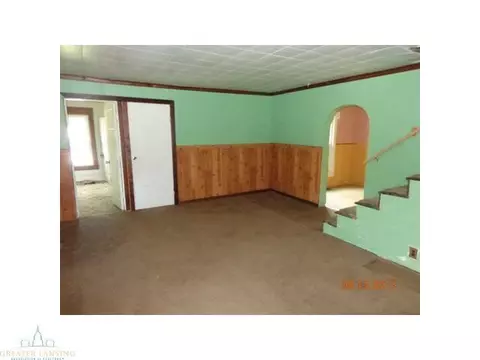 416 E First St, Perry, MI 48872 photo 3