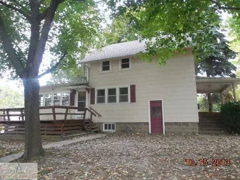 610 E Higham St, Saint Johns, MI 48879 photo 3