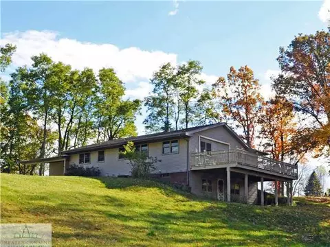 8125 E Cutler, Bath, MI 48808 photo 2