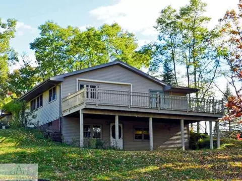 8125 E Cutler, Bath, MI 48808 photo 14