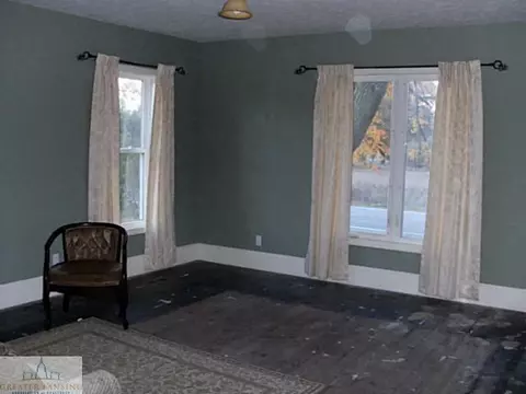937 N Waverly, Dimondale, MI 48821 photo 12