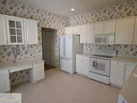 1228 Calumet, Dewitt, MI 48820 photo 5