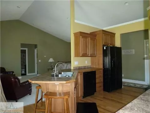 12622 Paradise Dr, Dewitt, MI 48820 photo 8