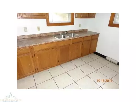 1100 Parker St, Lansing, MI 48912 photo 6