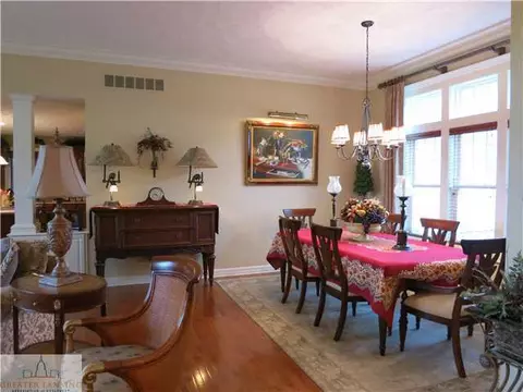 15222 Classic Dr, Bath, MI 48808 photo 6
