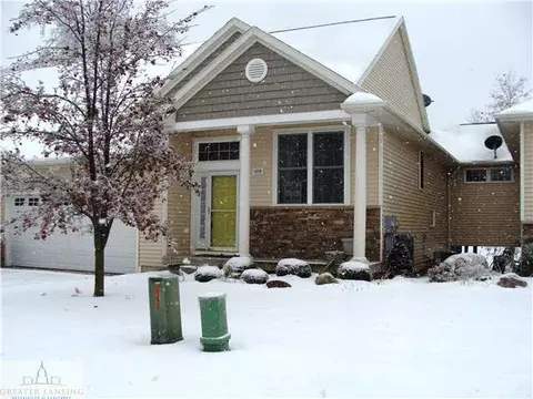 6230 Hilltop Ct, Bath, MI 48808 photo 1