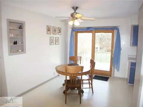 367 Haslett Rd, Williamston, MI 48895 photo 4