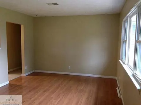1317 W Dill, Dewitt, MI 48820 photo 9