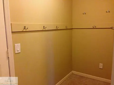 1317 W Dill, Dewitt, MI 48820 photo 14