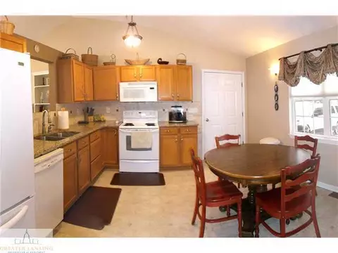 13830 Clinton St, Bath, MI 48808 photo 2