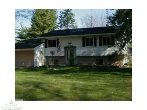 4760 W State Rd, Lansing, MI 48906 photo 1