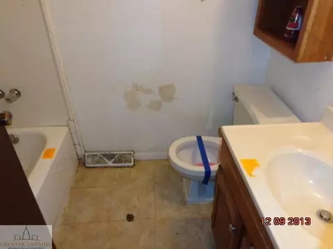 4136 Heathgate Dr, Lansing, MI 48911 photo 6