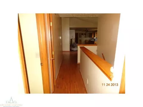 2485 Featherstone Dr, Lansing, MI 48911 photo 7