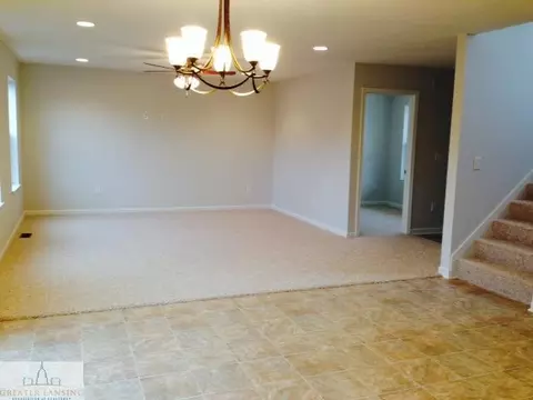 722 Little Creek Path, Perry, MI 48872 photo 2