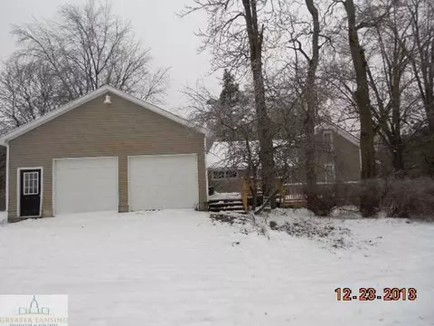 2878 N Ferris Rd, Sumner, MI 48889 photo 3