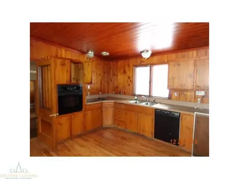 1690 Milton Rd, Perry, MI 48872 photo 5