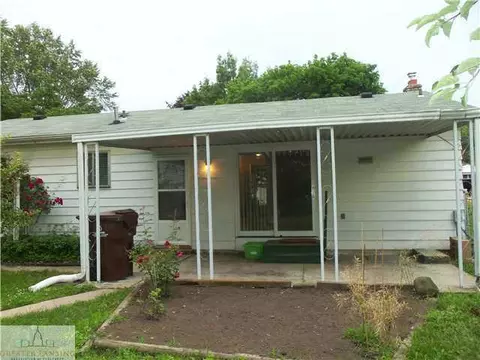 4020 Rivershell, Lansing, MI 48911 photo 2