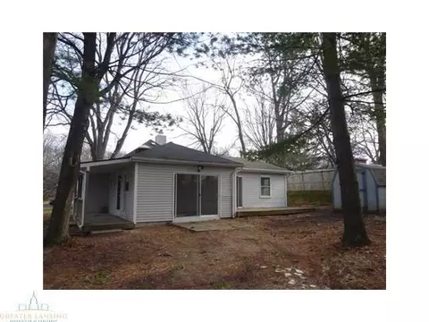 1410 Whyte St, Lansing, MI 48906 photo 2