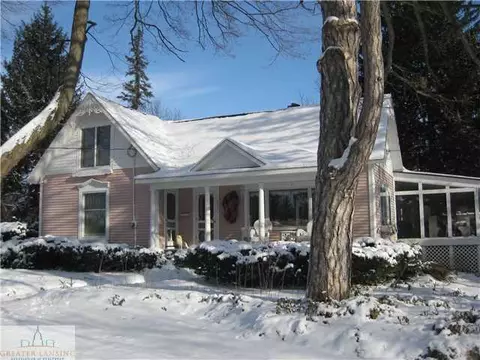 222 W Jefferson, Dimondale, MI 48821 photo 1