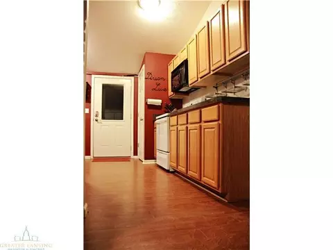 615 Cherry, Dewitt, MI 48820 photo 5
