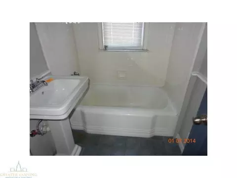 1804 Alpha St, Lansing, MI 48910 photo 9