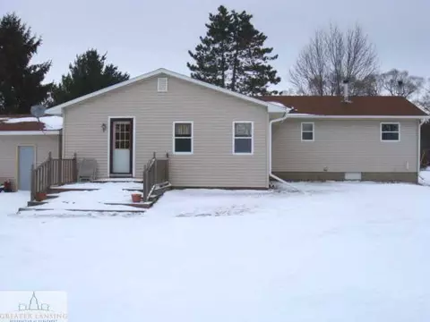 7465 W Maple Rapids Rd St, Saint Johns, MI 48879 photo 5