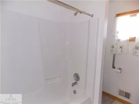 10403 W Chadwick Rd, Eagle, MI 48822 photo 10