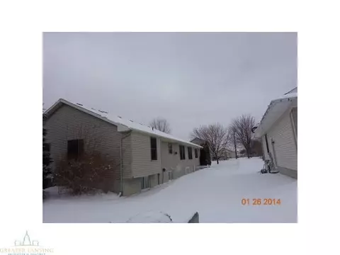 2540 Cunningham Dr, Lansing, MI 48911 photo 2